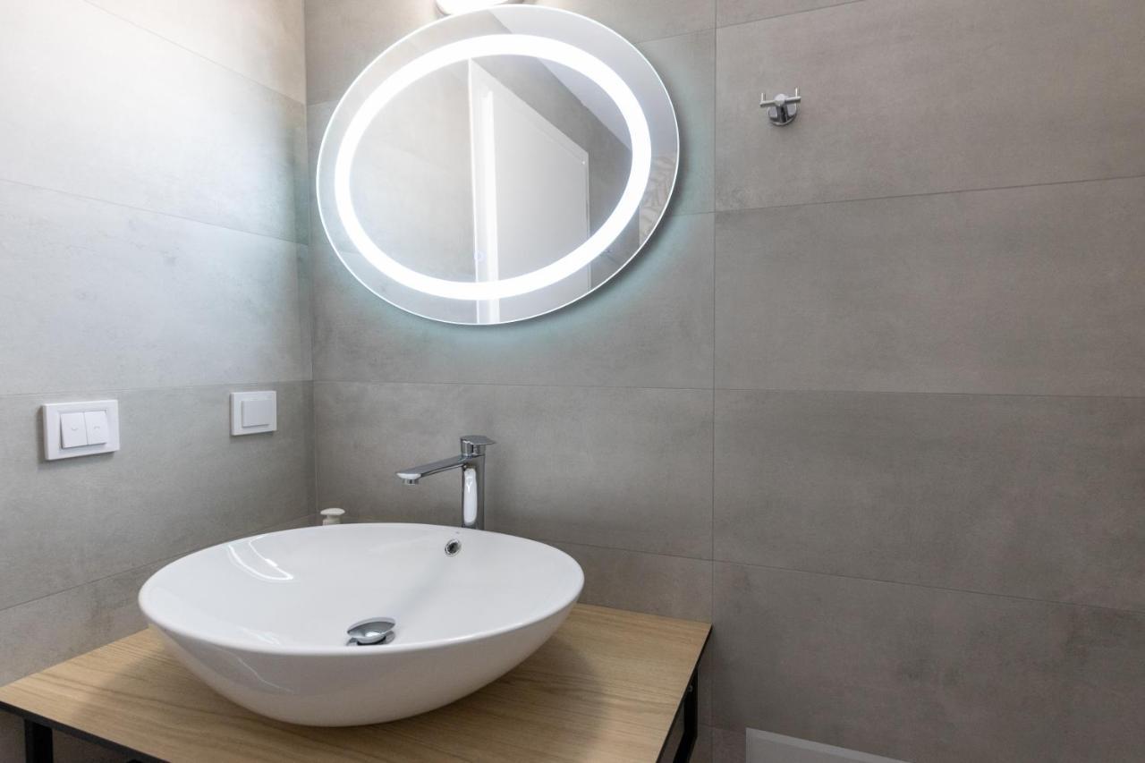 Pagani Blue - Luxury Maisonette B2 Apartment *